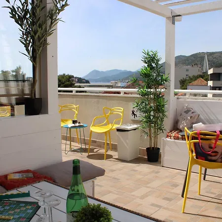 Petra Marina Hostel