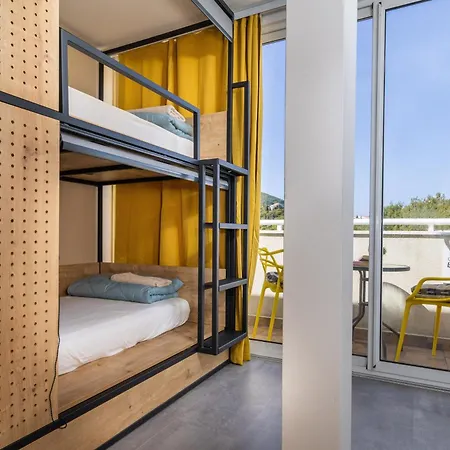 Petra Marina Hostel